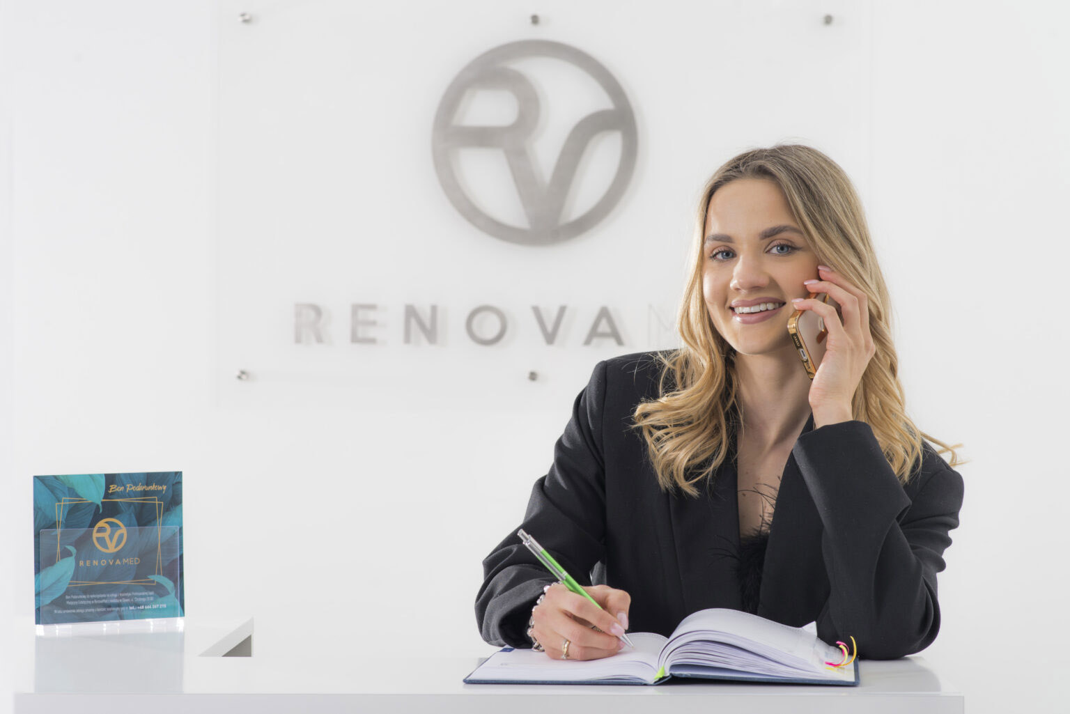 Recepcja RenovaMed
